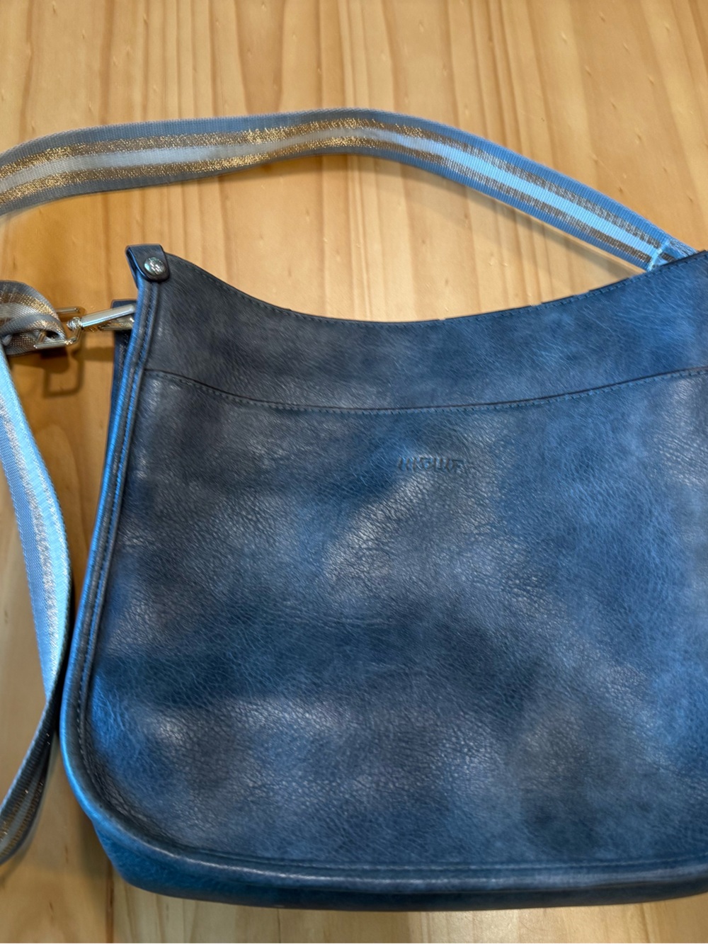 Classic grey Leather Crossbody Bag with Striped Strap with gold accessories